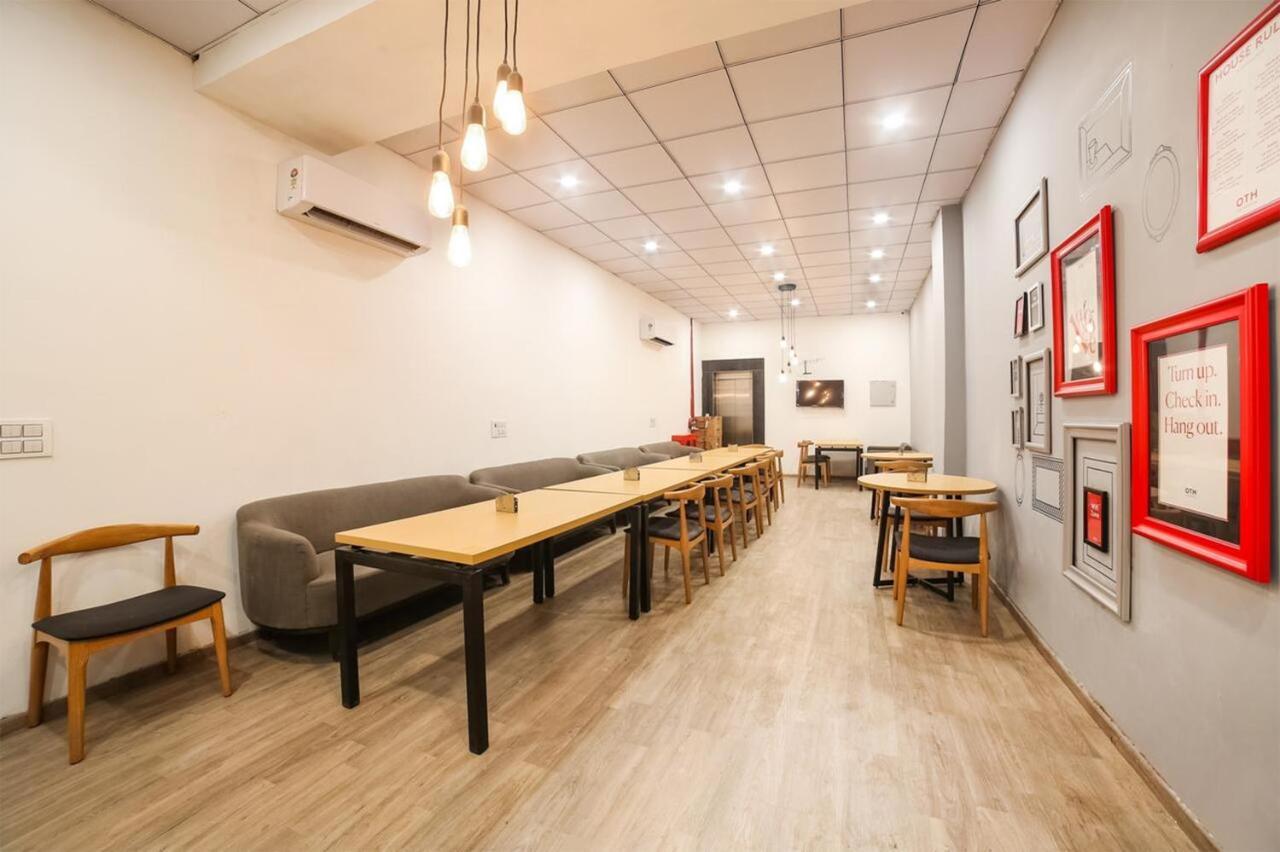Hotel Admire Inn "Atta Market, Noida Sector 18" Zewnętrze zdjęcie