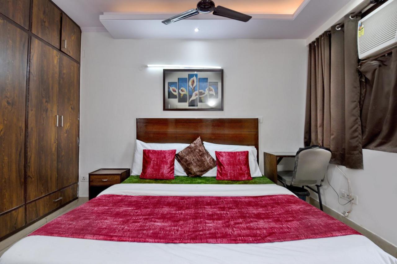 Hotel Admire Inn "Atta Market, Noida Sector 18" Zewnętrze zdjęcie