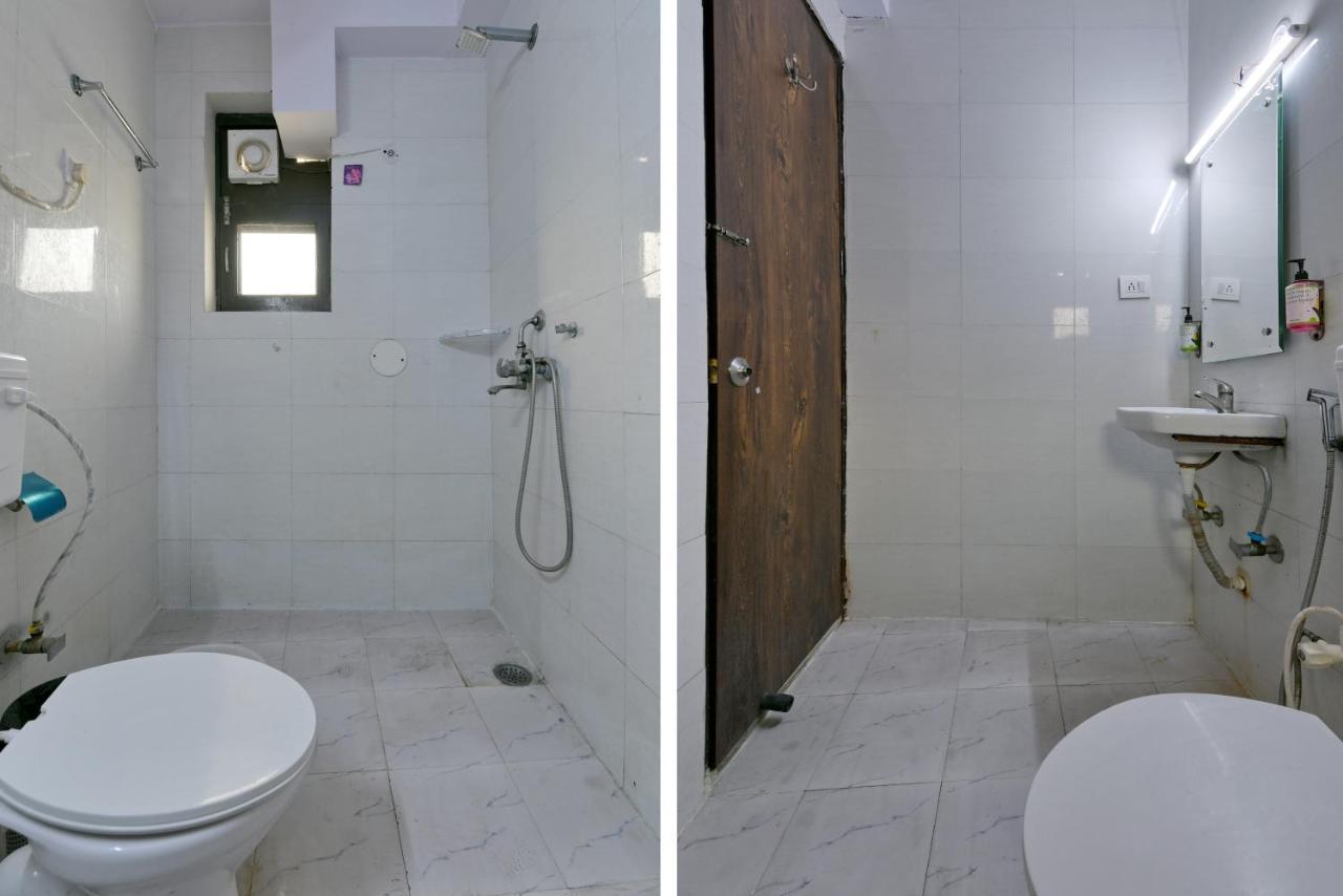 Hotel Admire Inn "Atta Market, Noida Sector 18" Zewnętrze zdjęcie