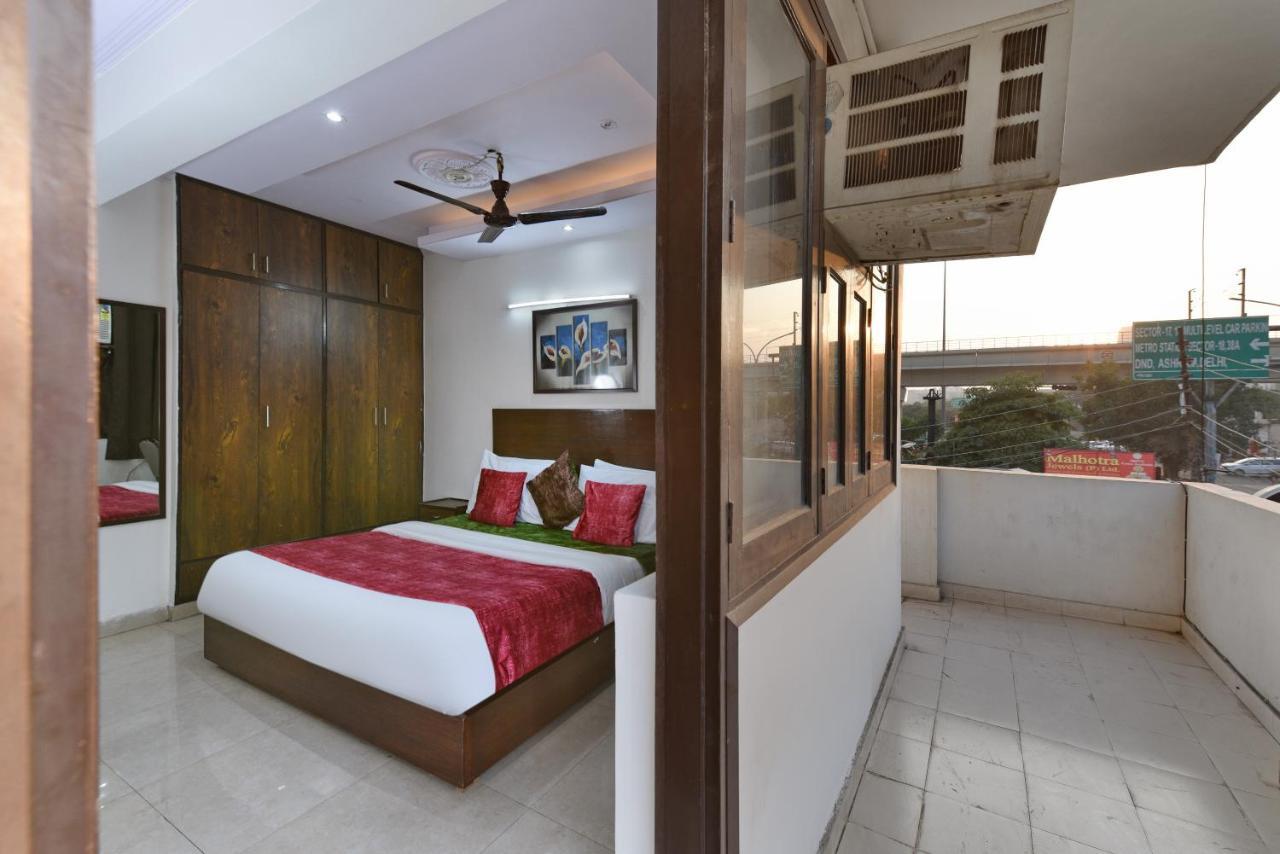 Hotel Admire Inn "Atta Market, Noida Sector 18" Zewnętrze zdjęcie